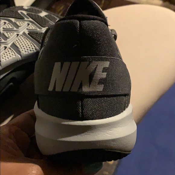 Nike training. Size 8.5 - Picture 4 of 5